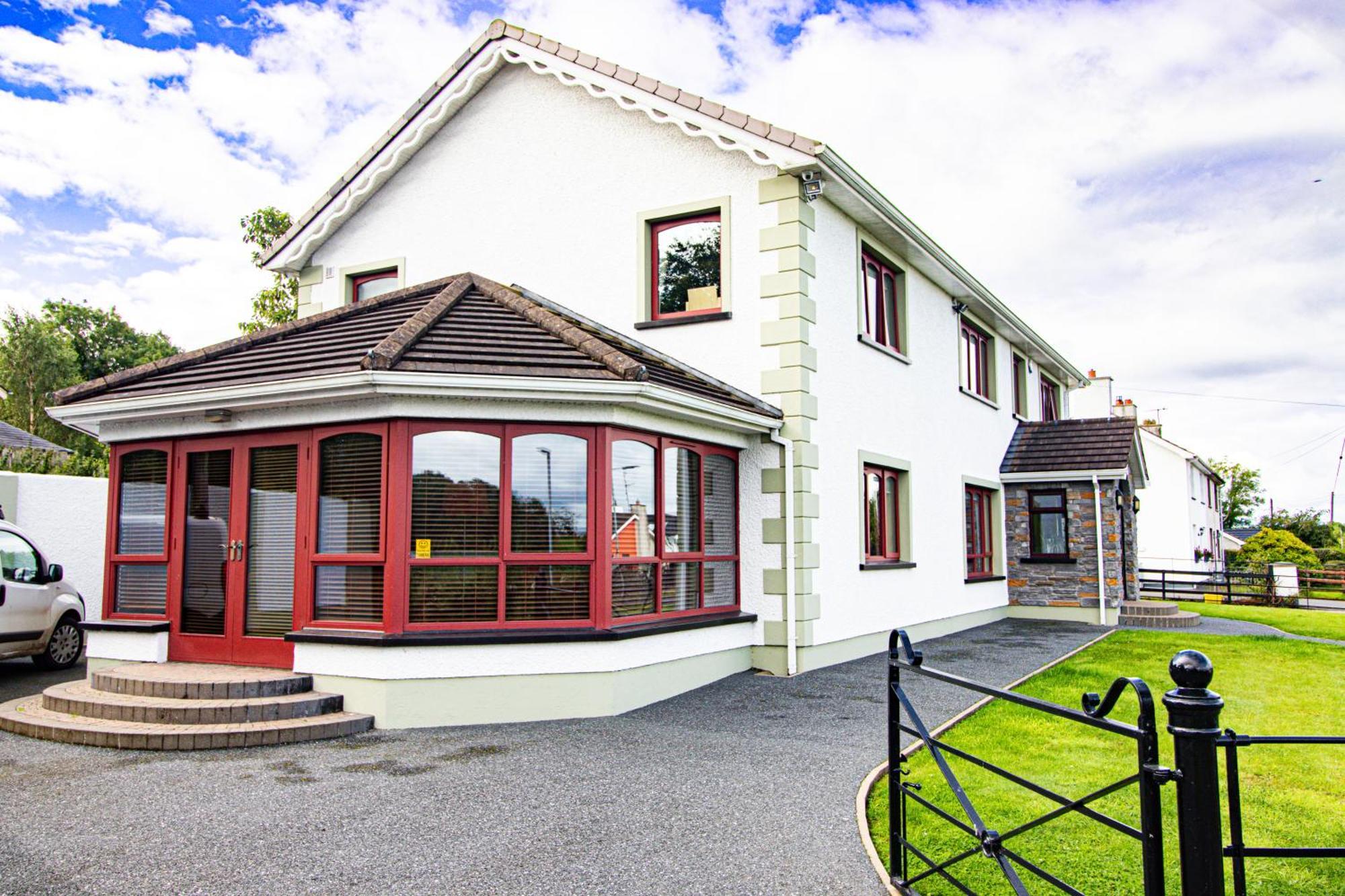 Mossvale Lodge Country House Bed And Breakfast Antrim Exterior photo